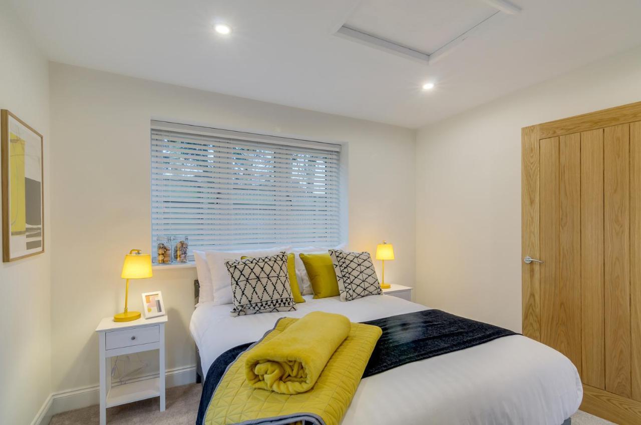 Spacious 6-Bed Home, Near The Norfolk Broads Clippesby Exterior foto